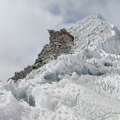 El Vallunarraju. Los expedicionarios lograron la cima de esta montaña de Los Andes a casi los 5.700 metros de altitud